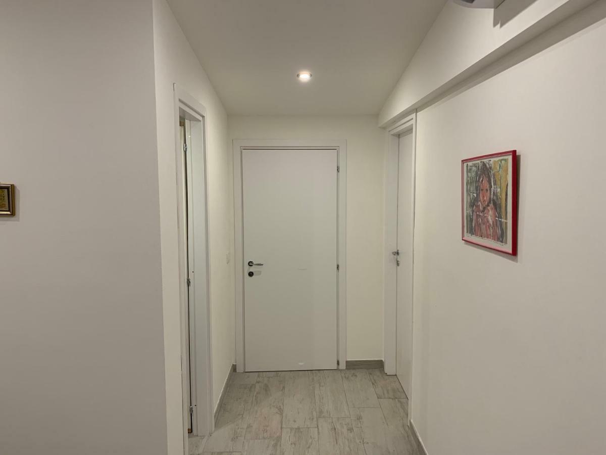 Deni'S Apartments Per 4 Сиракузы Экстерьер фото