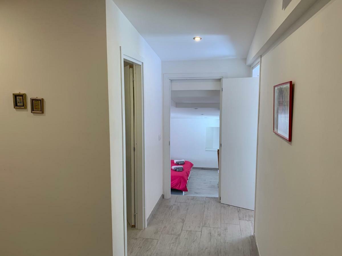Deni'S Apartments Per 4 Сиракузы Экстерьер фото