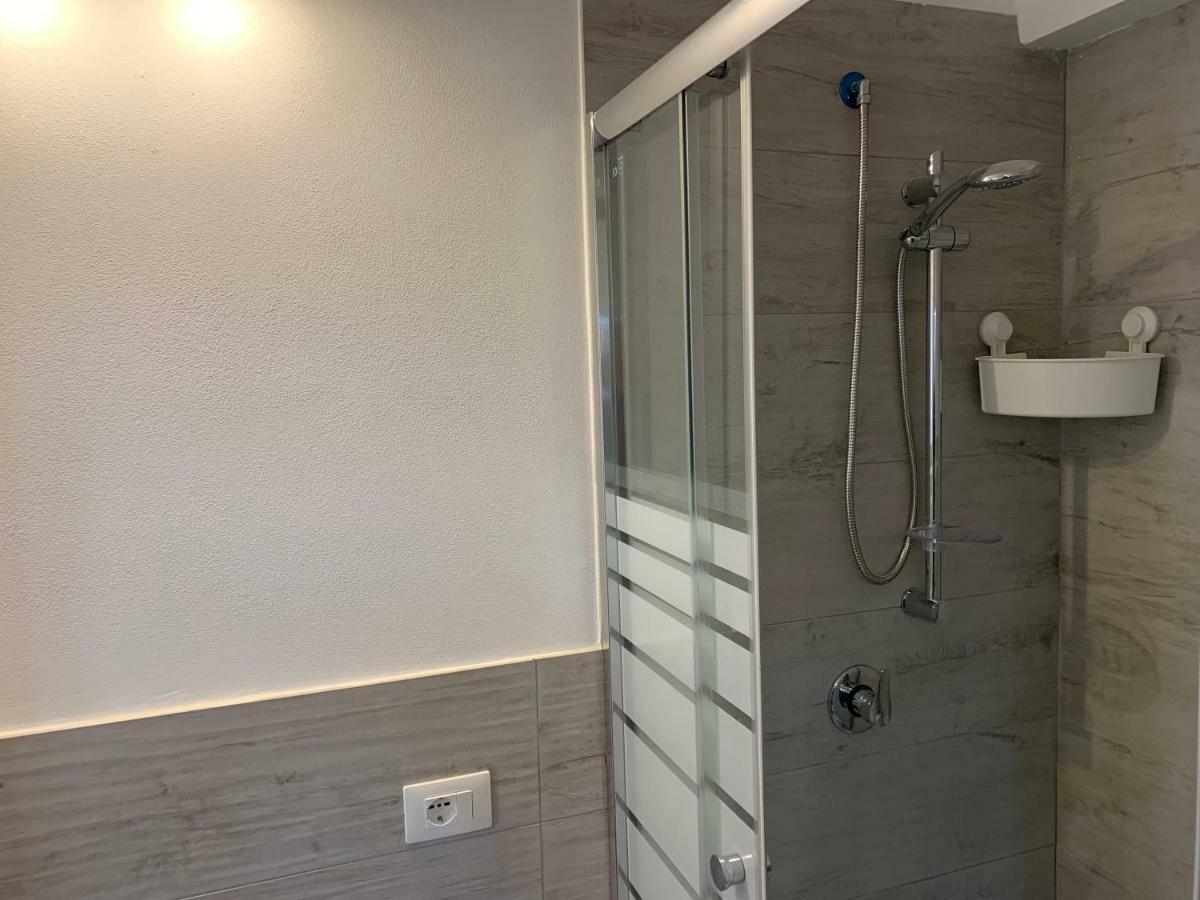 Deni'S Apartments Per 4 Сиракузы Экстерьер фото