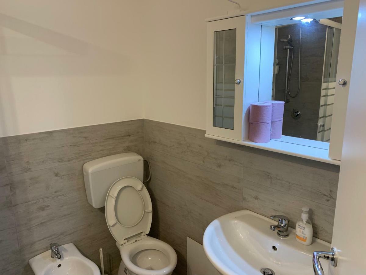 Deni'S Apartments Per 4 Сиракузы Экстерьер фото